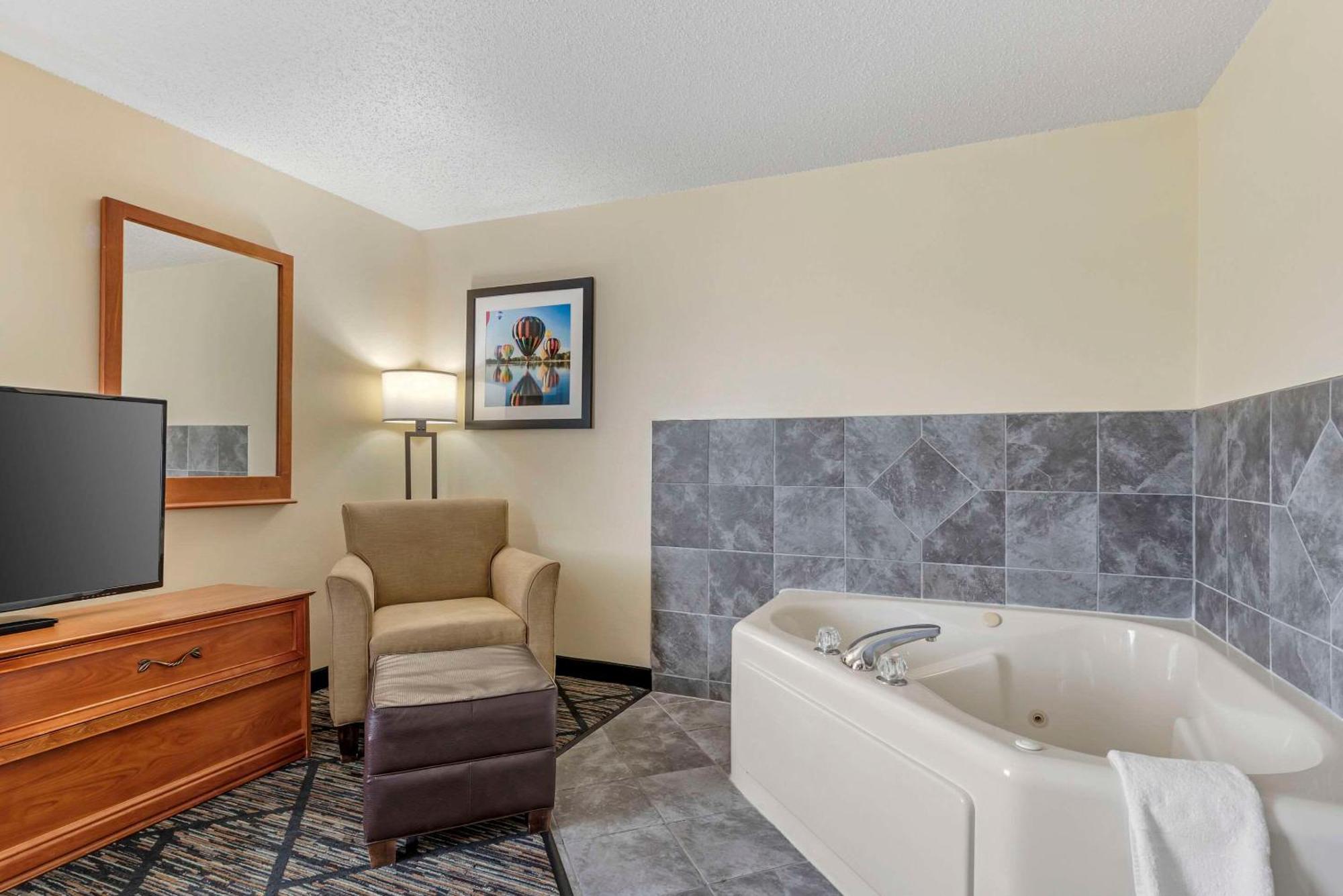 Quality Motel Indianola